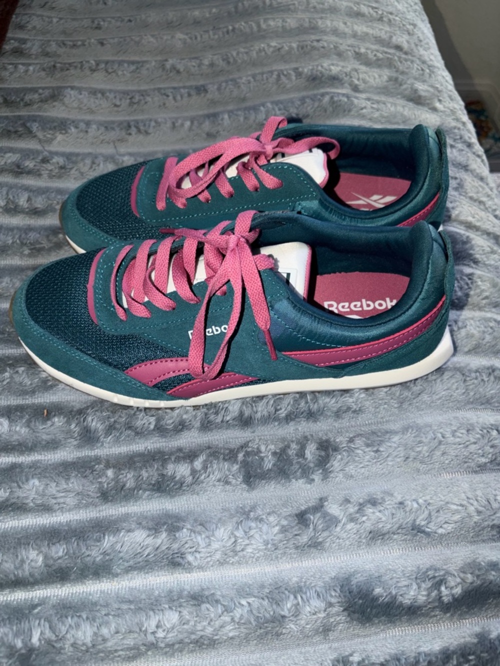Reebok Women Teal and Pink Athletic Sneakers - Picture 2 of 7